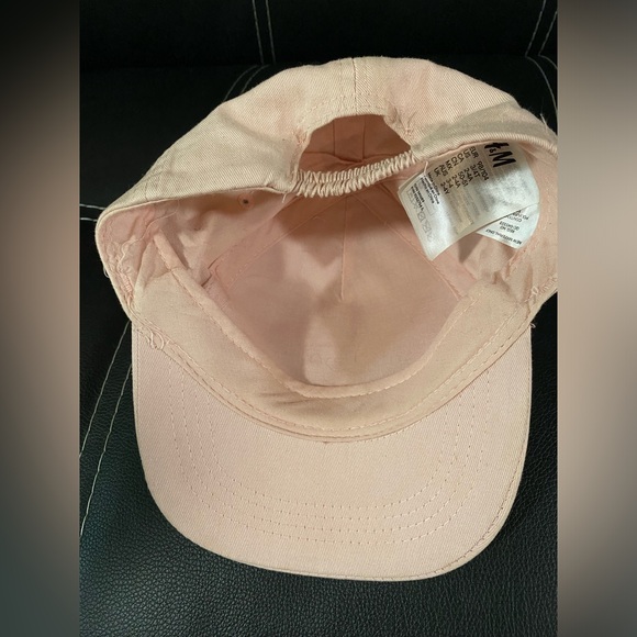 H&M toddler girl cotton hats - 2 pack - Picture 6 of 10